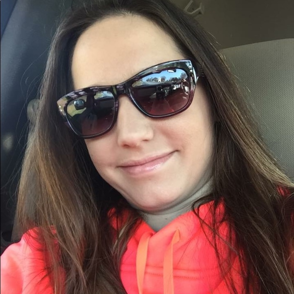 Meet your Posher, Amanda